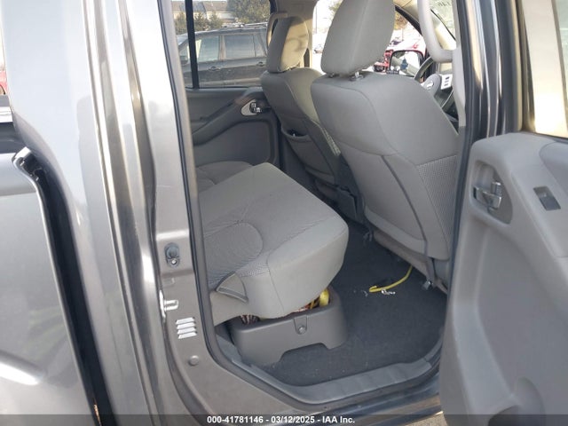 1N6AD0EV3JN772734 Nissan Frontier Sv