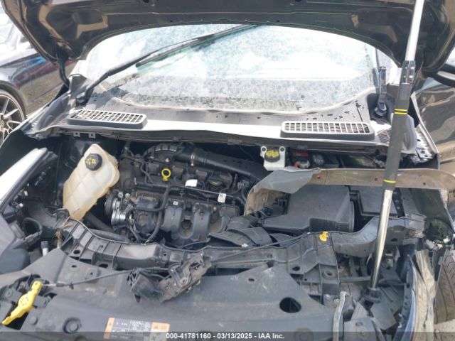 1FMCU0J91EUD62946 Ford Escape Titanium