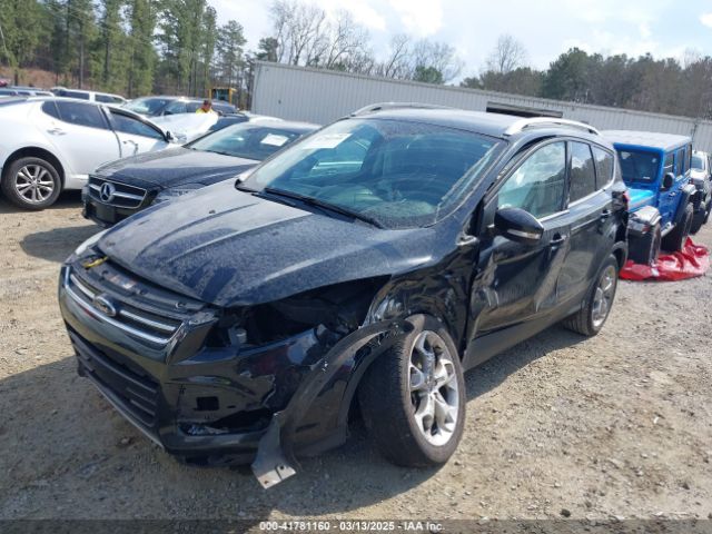 1FMCU0J91EUD62946 Ford Escape Titanium
