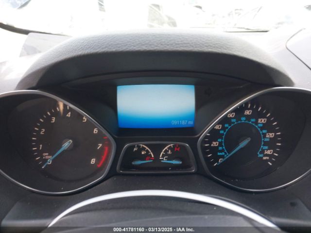 1FMCU0J91EUD62946 Ford Escape Titanium