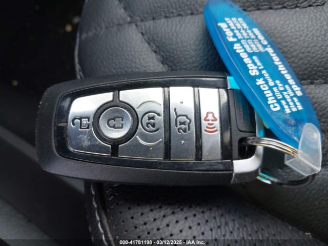1FMCU9JAXRUB29166 Ford Escape Platinum