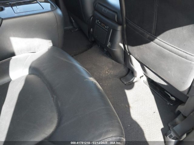 JN8AZ2NF2L9704045 Infiniti QX80 LUXE