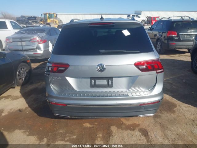 3VV3B7AX5MM068312 Volkswagen Tiguan 2.0t Se/2.0t Se R-line Black/2.0t Sel