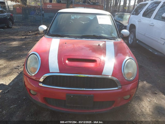 2010 MINI COOPER S WMWMF7C5XATZ74419 Photo 5