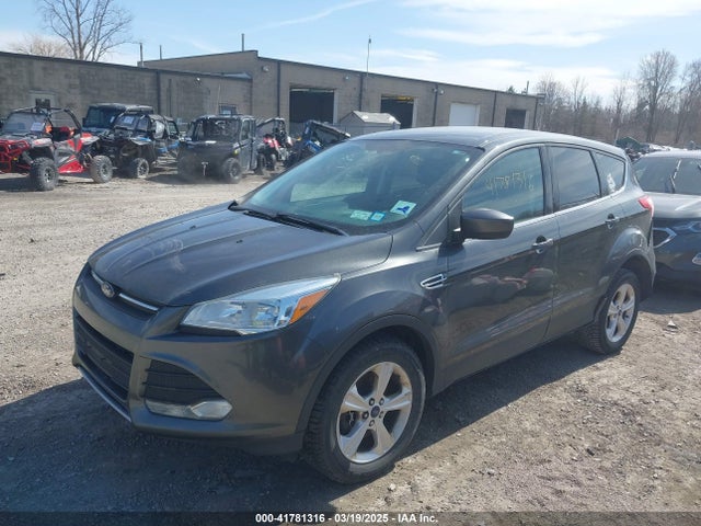 1FMCU9GX3GUB03100 Ford ESCAPE SE