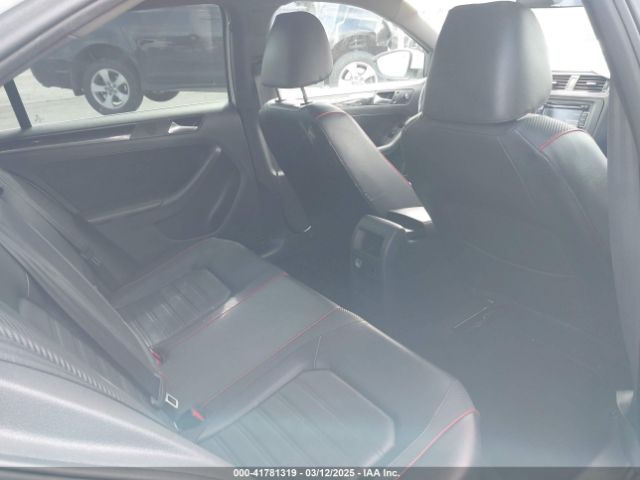 3VW4T7AJ0EM276138 Volkswagen Jetta Gli Edition 30