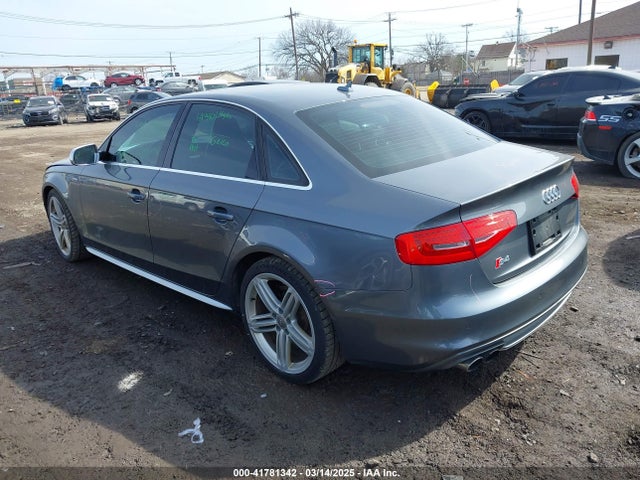 2013 AUDI S4 WAUKGAFL4DA164439 Photo 2