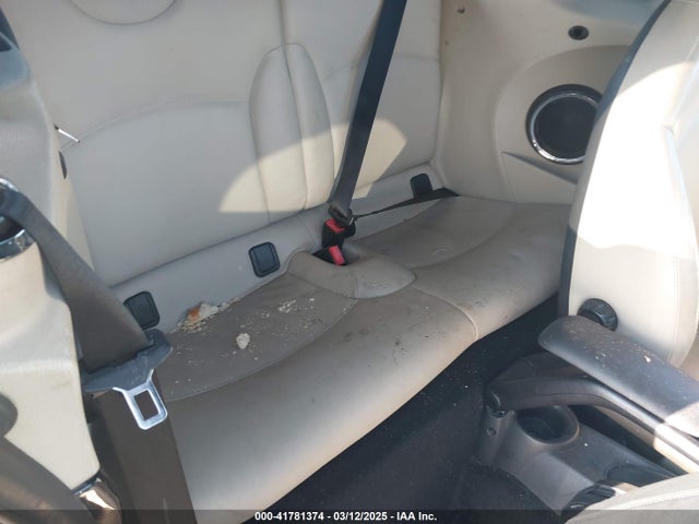 2011 MINI COOPER WMWZN3C55BT133367 Photo 7