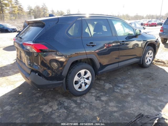 2T3G1RFV1KC054006 Toyota RAV4 LE