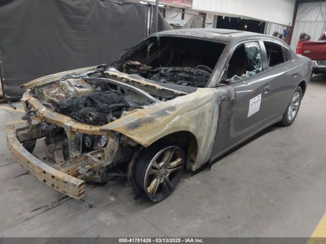 2C3CDXBG0KH699055 Dodge Charger Sxt Rwd