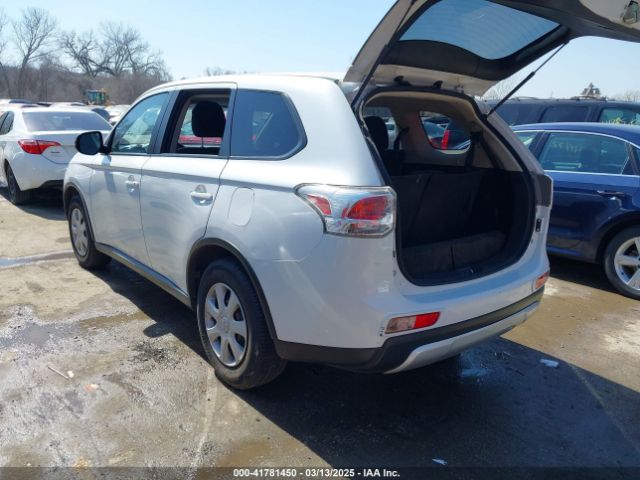 JA4AD2A30FZ013648 Mitsubishi Outlander Es