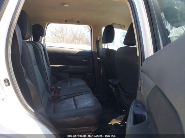 JA4AD2A30FZ013648 Mitsubishi Outlander Es
