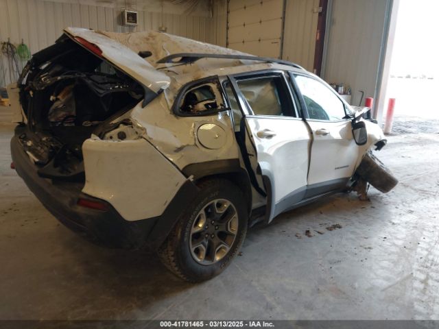 1C4PJMBX1KD200300 Jeep Cherokee Trailhawk 4x4