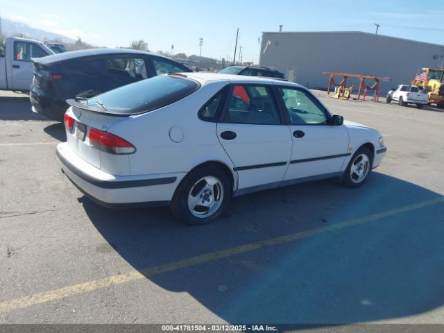 1999 SAAB 9-3 YS3DD58N5X2021887 Photo 3