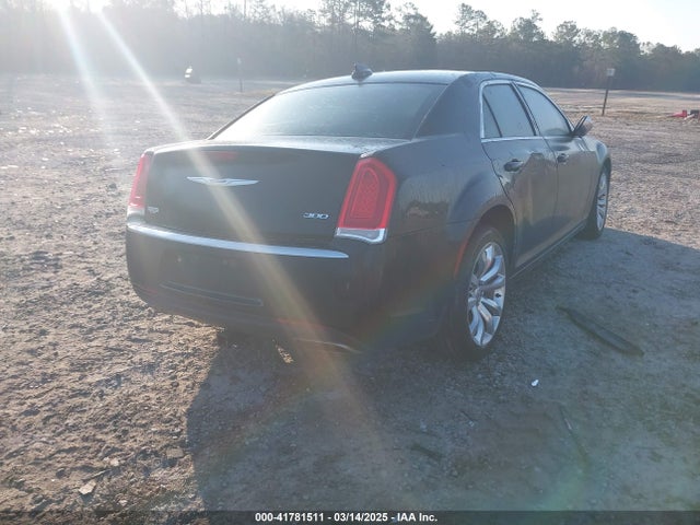 Chrysler 300 Touring 2018 2C3CCAAG6JH249846 Image 4