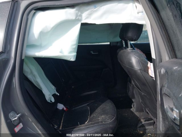 3C4NJCCBXLT142767 Jeep Compass Limited Fwd