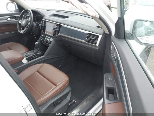1V2AR2CA5NC548221 Volkswagen Atlas 3.6l V6 Sel R-line