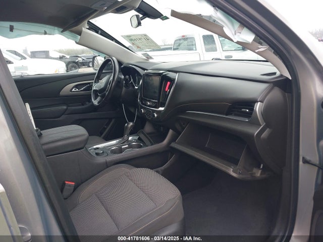 1GNERGKW9JJ242827 Chevrolet Traverse 1lt