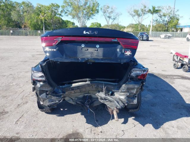 3KPF24AD5PE554908 KIA Forte Lxs