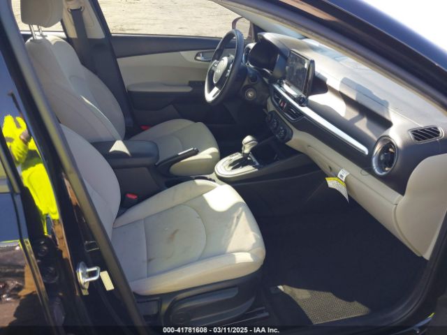 3KPF24AD5PE554908 KIA Forte Lxs
