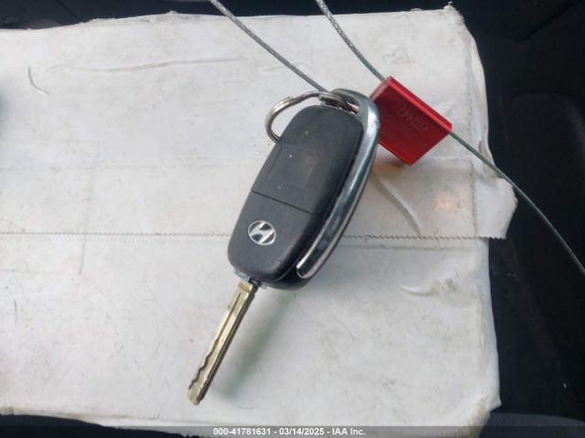 KM8J2CA46LU222262 Hyundai TUCSON SE