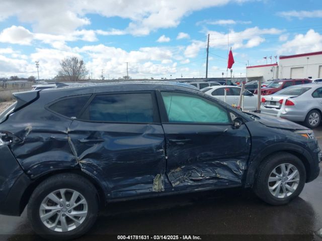 KM8J2CA46LU222262 Hyundai TUCSON SE