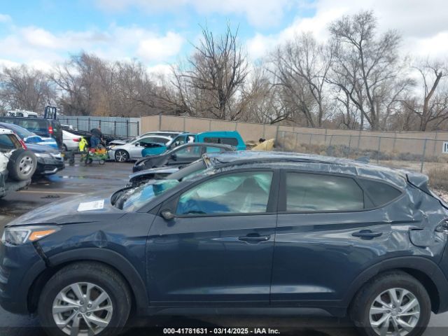KM8J2CA46LU222262 Hyundai TUCSON SE