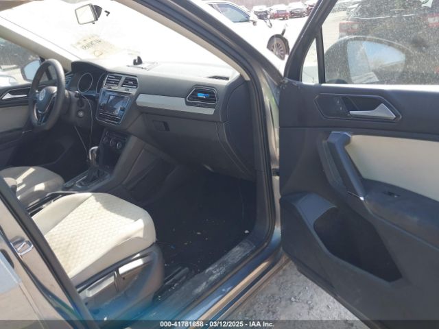 3VV0B7AX7JM104662 Volkswagen Tiguan 2.0t S