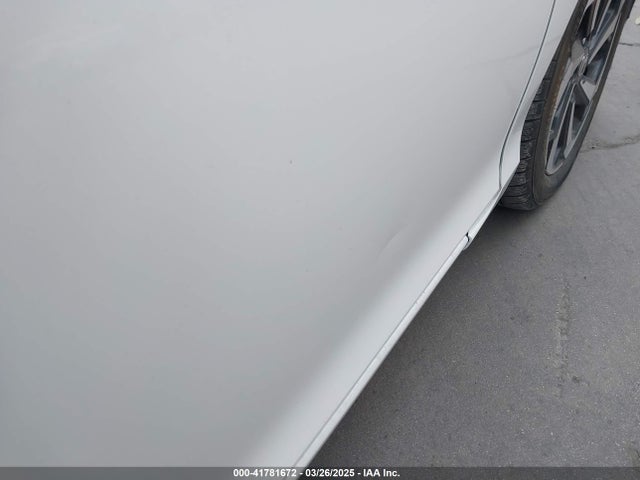 1HGCR2F77HA021146 Honda ACCORD EX