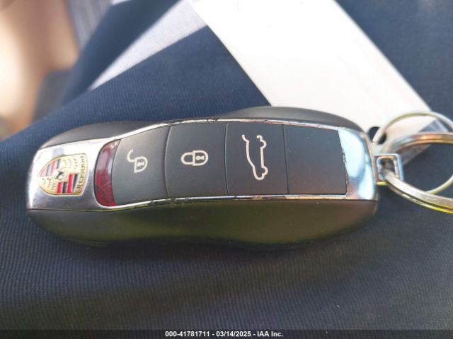 WP1AA2A50JLB18359 Porsche Macan Sport Edition