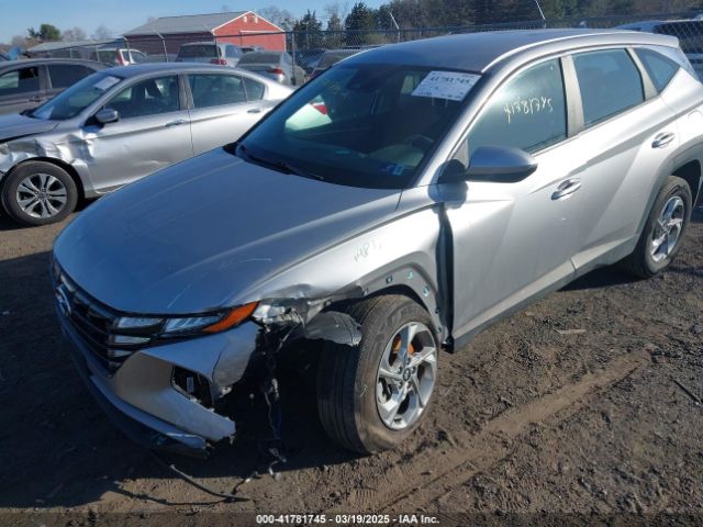 5NMJACAE6NH032746 Hyundai TUCSON SE
