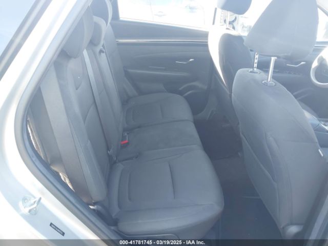 5NMJACAE6NH032746 Hyundai TUCSON SE