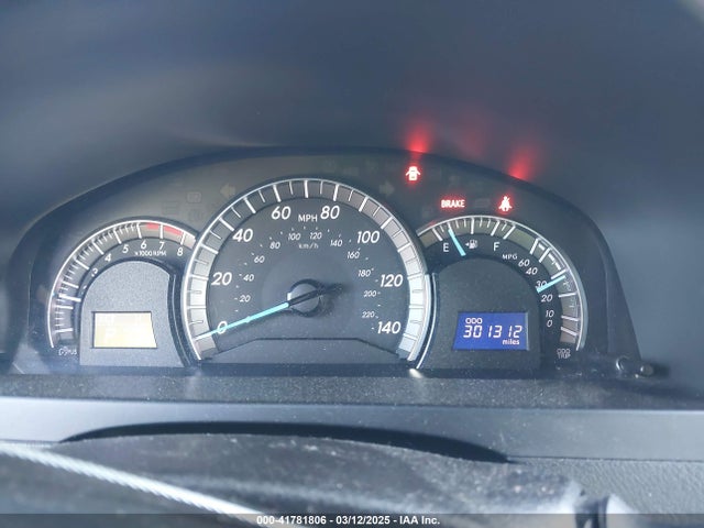 4T1BF1FK9EU311492 Toyota CAMRY SE