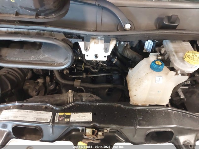 41781881 :رقم المزاد ، 3C6TRVCG0KE525540 vin ، 2019 Ram Promaster 2500 High Roof 136 Wb مزاد بيع