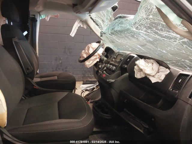 41781881 :رقم المزاد ، 3C6TRVCG0KE525540 vin ، 2019 Ram Promaster 2500 High Roof 136 Wb مزاد بيع