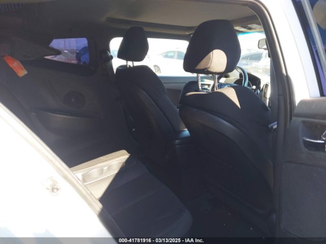 KMHTC6AD6HU315409 Hyundai Veloster Value Edition