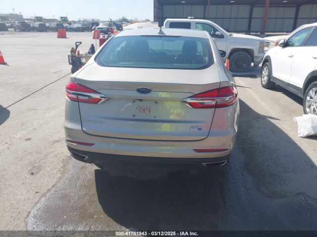 3FA6P0E9XKR100984 Ford FUSION SEL