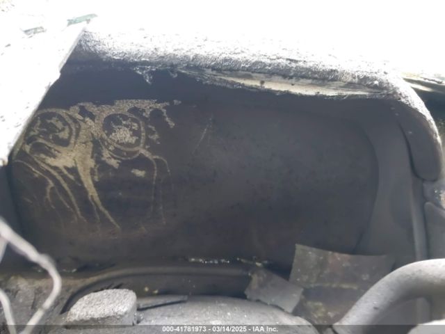 1GKS2GKC9GR166658 GMC Yukon Xl Slt