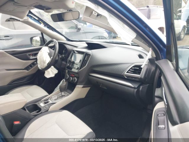 JF2SKAJC5LH586588 Subaru Forester Premium