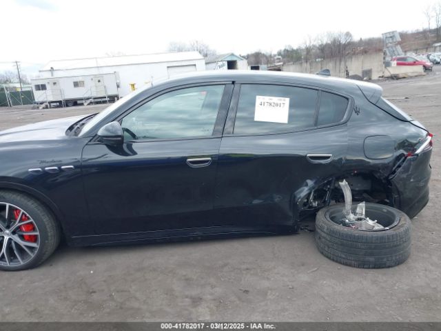 ZN682AVM4P7434727 Maserati 2023