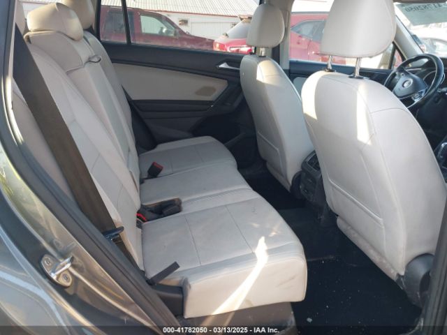 3VV2B7AX9JM019413 Volkswagen Tiguan 2.0t Se/2.0t Sel
