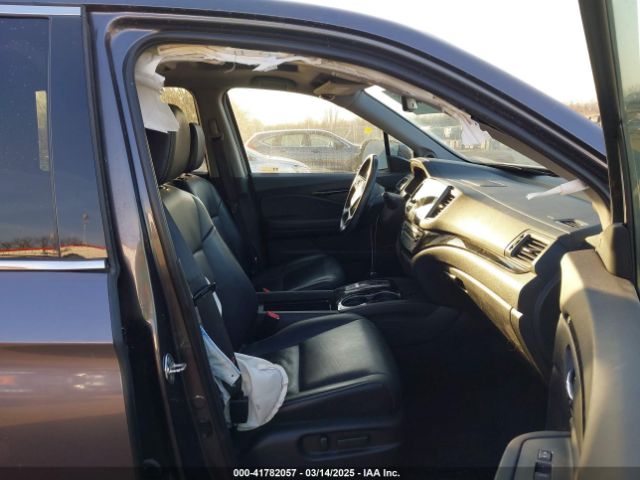 5FNYF6H69KB050235 Honda Pilot Touring