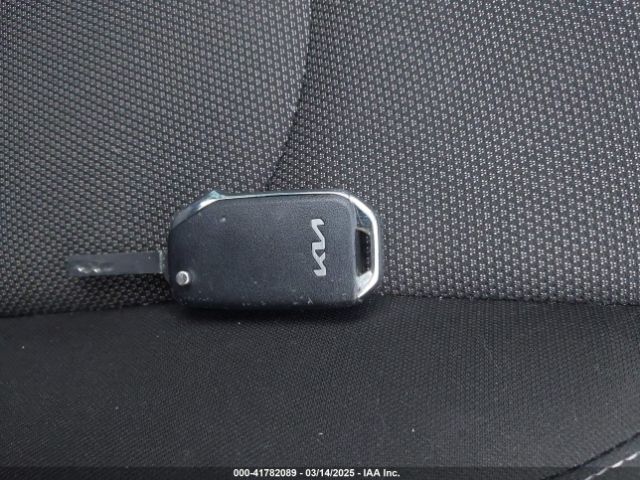 3KPF24AD1PE644587 KIA Forte Lxs
