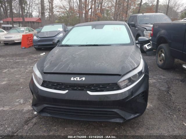 3KPF24AD1PE644587 KIA Forte Lxs