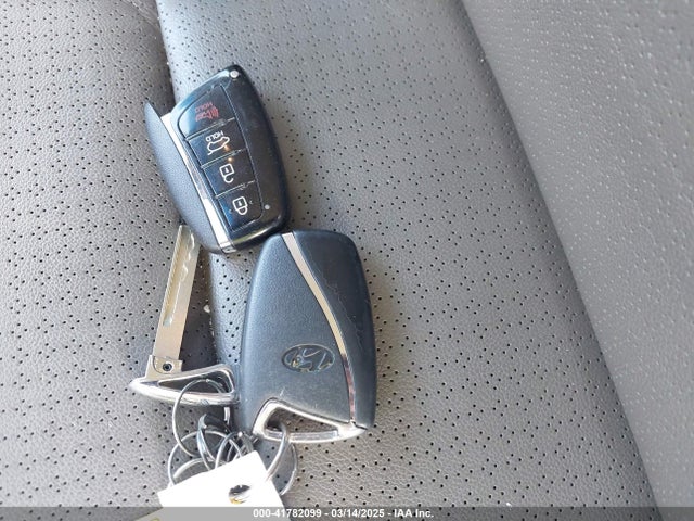 5XYZUDLB6GG356361 Hyundai Santa Fe Sport 2.4l