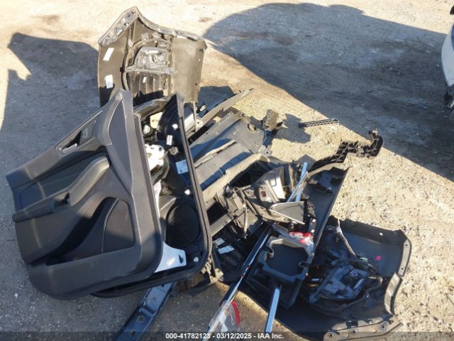 2FMPK3K97LBB01122 Ford Edge Titanium