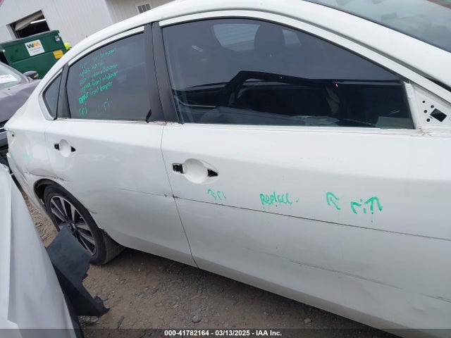 1N4AL3AP5JC266306 Nissan Altima 2.5 Sv