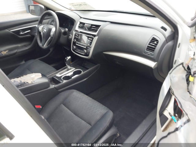 1N4AL3AP5JC266306 Nissan Altima 2.5 Sv