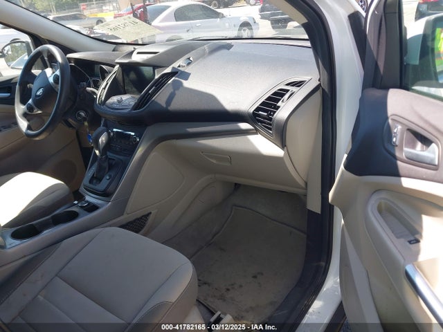 1FMCU0GX8GUB43491 Ford ESCAPE SE