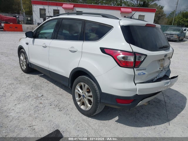1FMCU0GD4HUB99578 Ford ESCAPE SE
